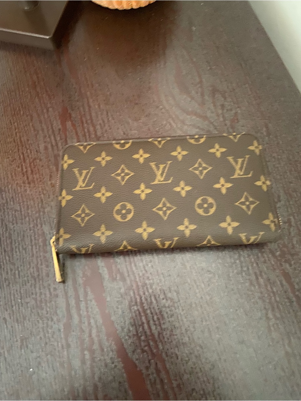 Louis Vuitton Zippy Organizer Wallet